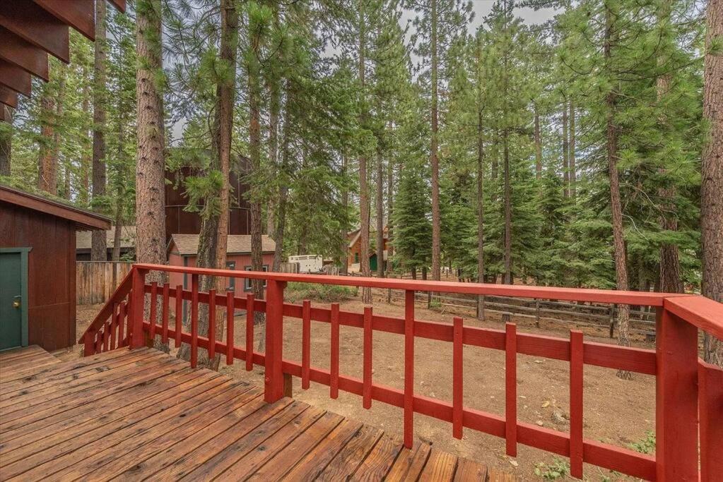 Cozy Pet-Friendly Cabin W Fenced-In Yard Close To Slopes Beach Town Carnelian Bay Екстериор снимка